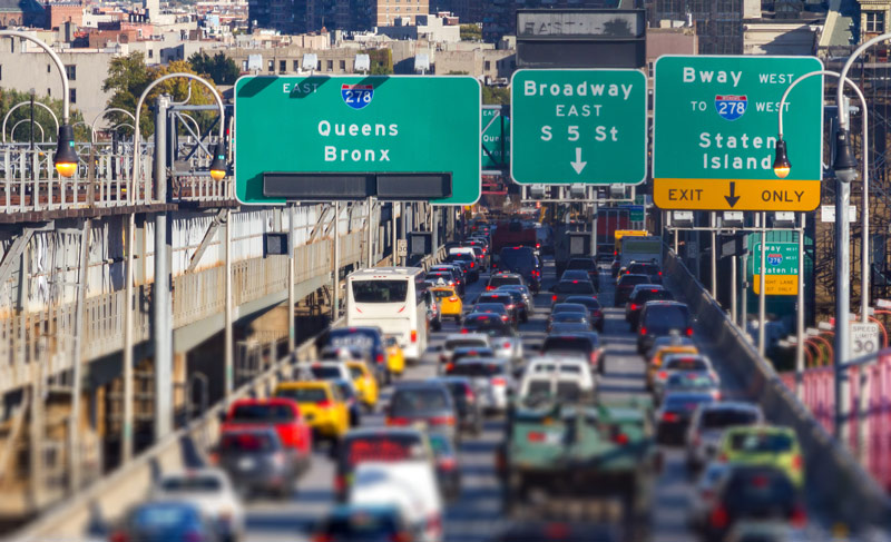 NYC Traffic Queens Bronx SI on Williamsburg Bridge